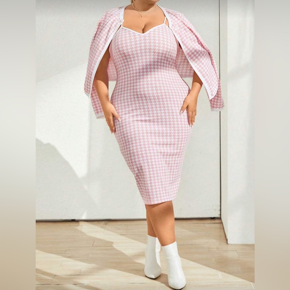 Pre-Loved Pink Houndstooth T-Strap Dress & Cropped Jacket- - Picture 3 of 5